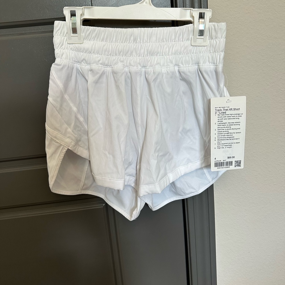 TRACK THAT HR short 3 inch lululemon shorts white